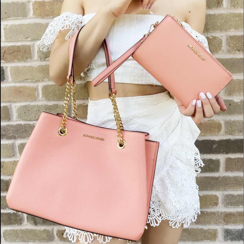 Gaby’sBags💕Michael Kors tote&wallet SET - Picture 1 of 8